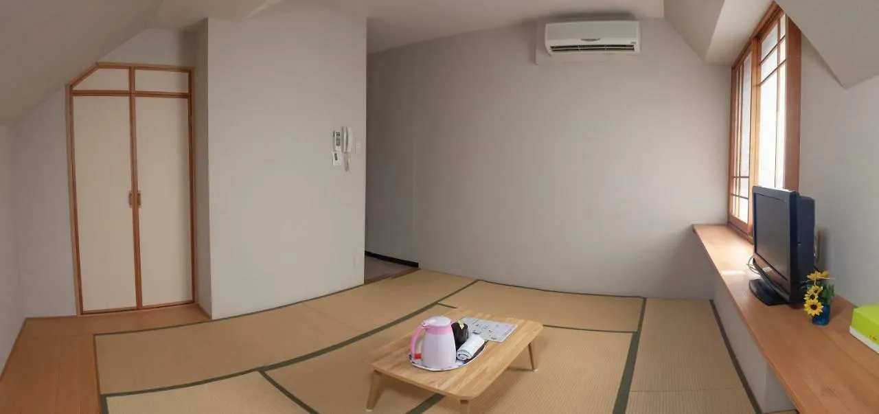 *** Ryokan Family Inn Saiko Tokyo Japan